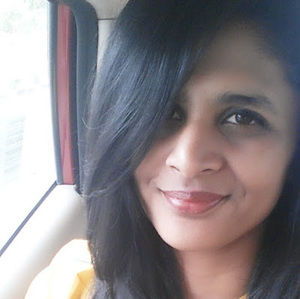 Meet your Posher, Deeya